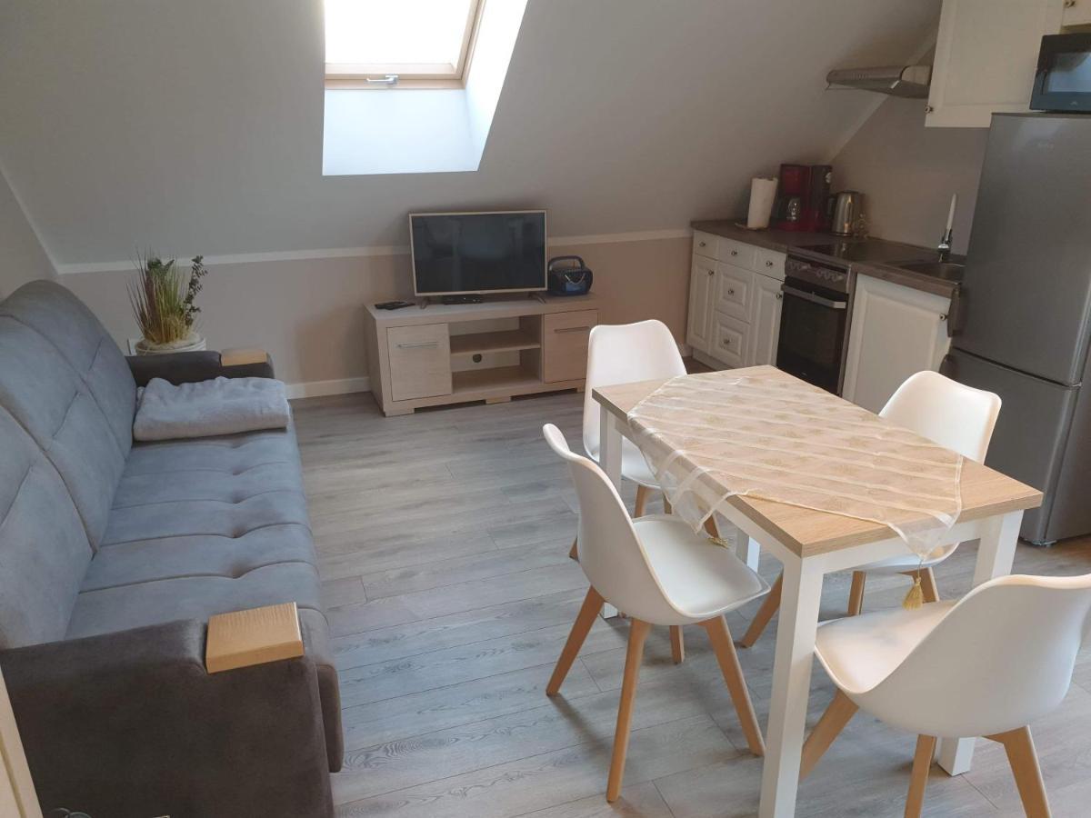 Apartament Nad Jeziorem Welle Kołczewo Εξωτερικό φωτογραφία
